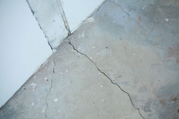Cost of Garage Crack Repair in Ankeny