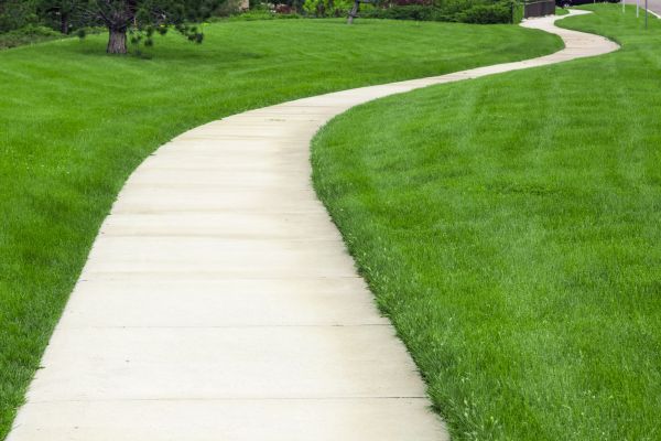 Cost of Cracked Sidewalk Repair in Ankeny